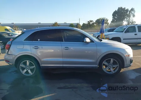 2015 Audi Q3 2.0T Premium Plus z USA, uszkodzony, nr VIN WA1EFCFS5FR012125